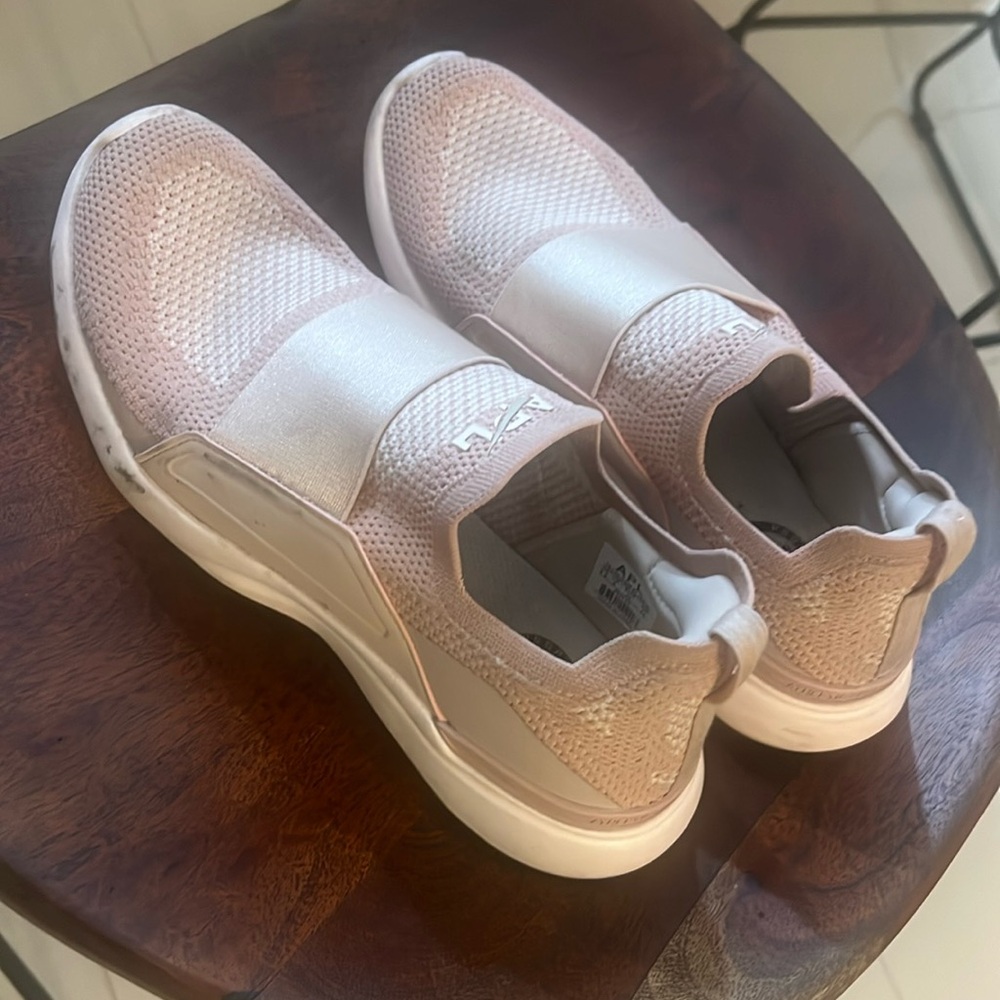 APL sneakers techloom bliss